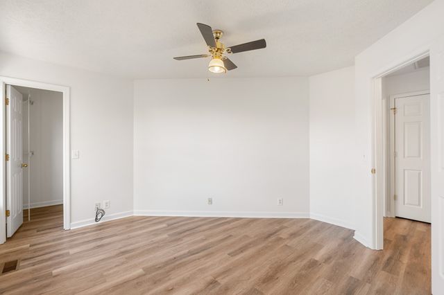 1068 Tulip Grove Rd, Hermitage, TN 37076