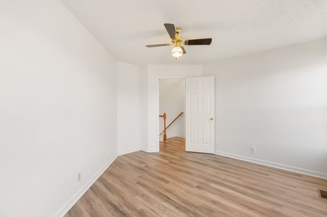 1068 Tulip Grove Rd, Hermitage, TN 37076