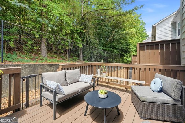 1448 Liberty Parkway NW, Atlanta, GA 30318