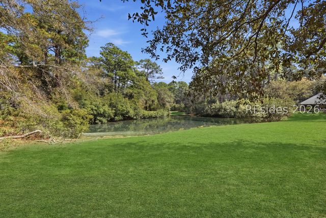 20 Rookery Way, Hilton Head Island, SC 29926