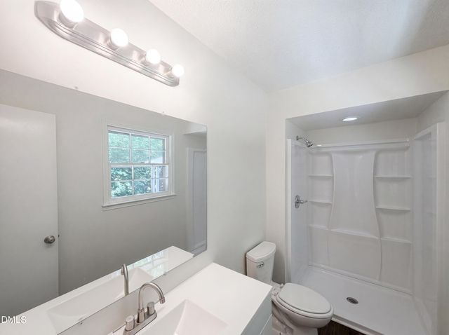 6641 Lynndale Drive, Raleigh, NC 27612