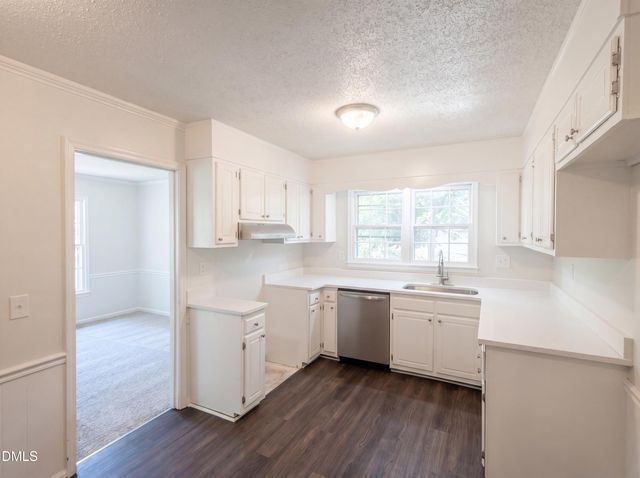 6641 Lynndale Drive, Raleigh, NC 27612