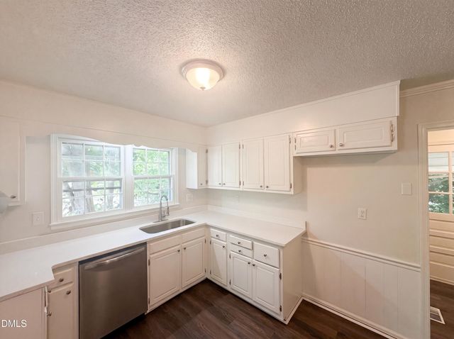 6641 Lynndale Drive, Raleigh, NC 27612