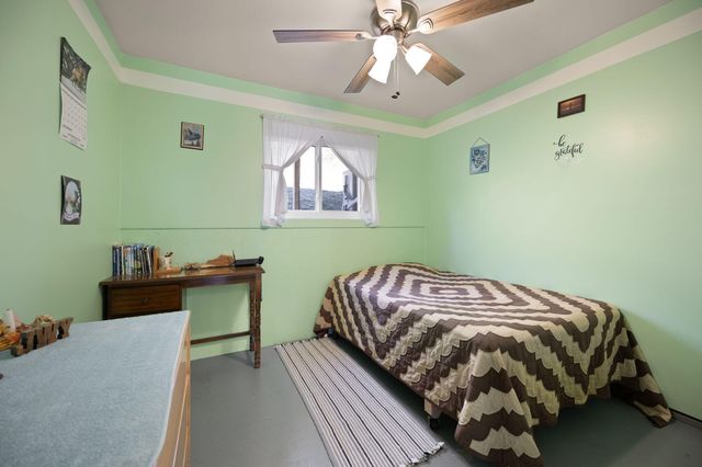 560 Hwy 243, Gravel Switch, KY 40328