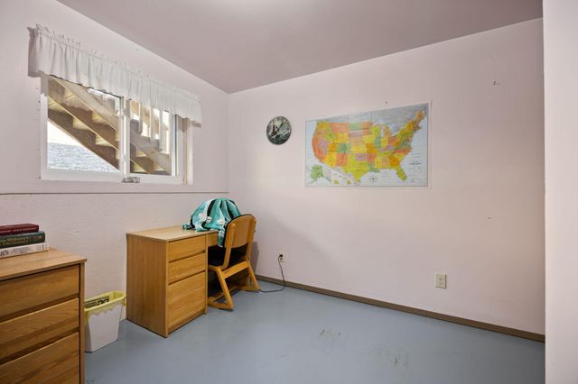 560 Hwy 243, Gravel Switch, KY 40328