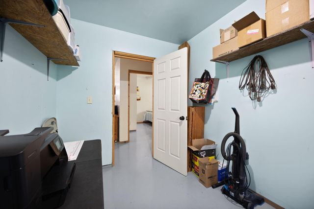 560 Hwy 243, Gravel Switch, KY 40328