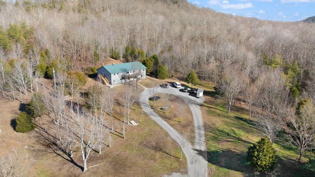 560 Hwy 243, Gravel Switch, KY 40328