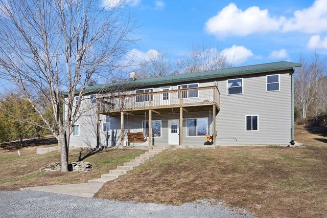 560 Hwy 243, Gravel Switch, KY 40328