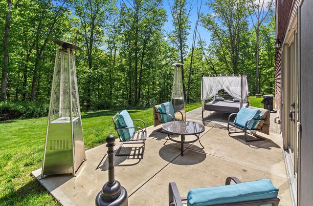 18004 Buckingham Road, Logan, OH 43138