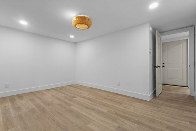 2938 Hillglenn Road, Dallas, TX 75228