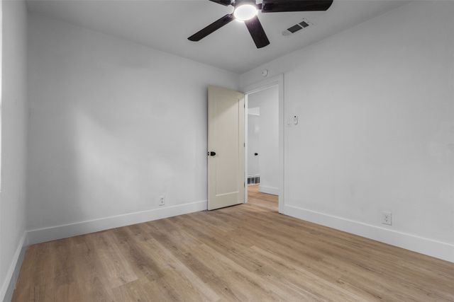 2938 Hillglenn Road, Dallas, TX 75228