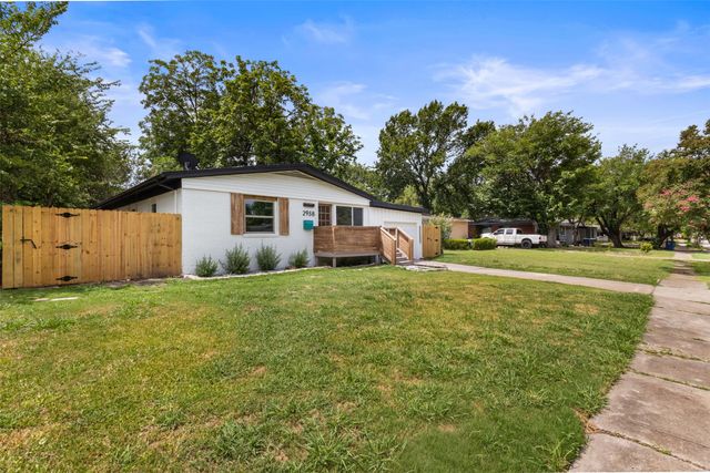 2938 Hillglenn Road, Dallas, TX 75228