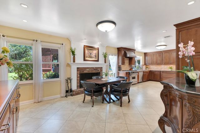13600 Norris Avenue, Sylmar, CA 91342