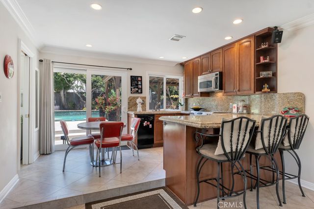 13600 Norris Avenue, Sylmar, CA 91342