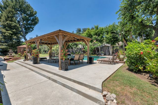 13600 Norris Avenue, Sylmar, CA 91342