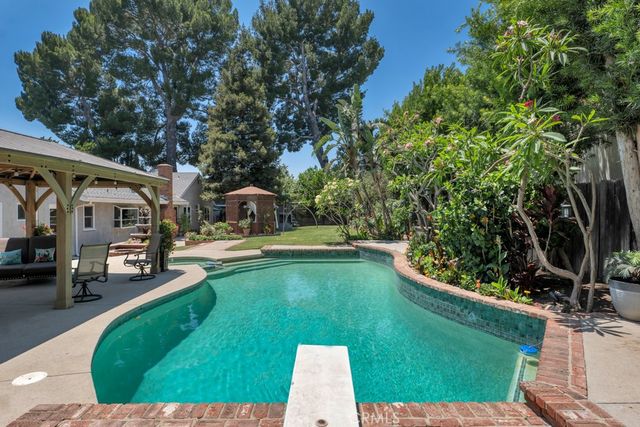 13600 Norris Avenue, Sylmar, CA 91342