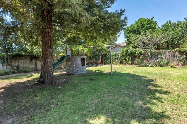 13600 Norris Avenue, Sylmar, CA 91342