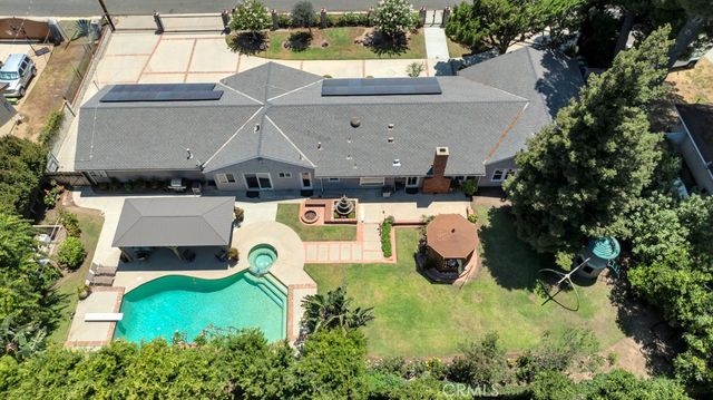 13600 Norris Avenue, Sylmar, CA 91342