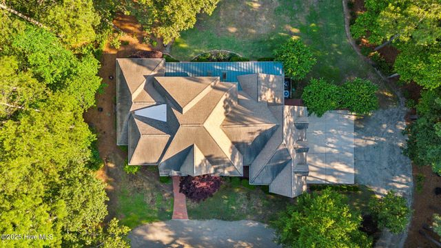 9409 Mcqueen Road, Laurinburg, NC 28352