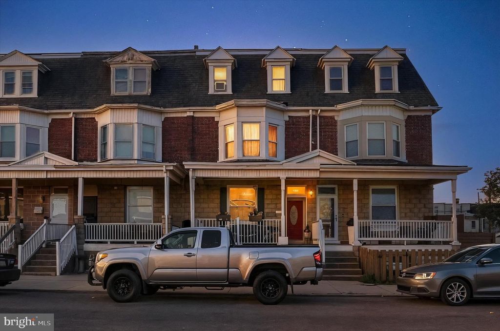 702 E CHESTNUT ST, York, PA 17403