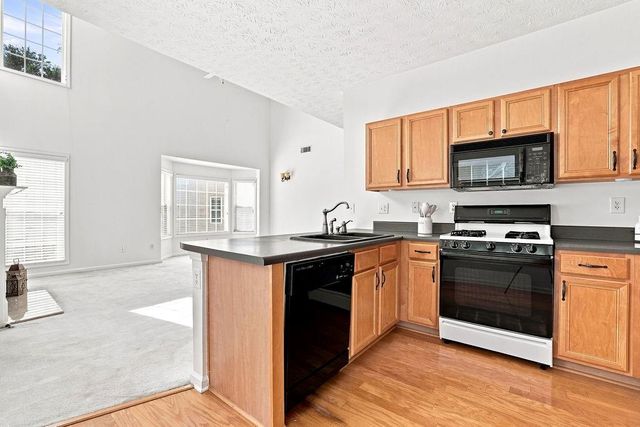 1532 Gathering Place, Cumming, GA 30040