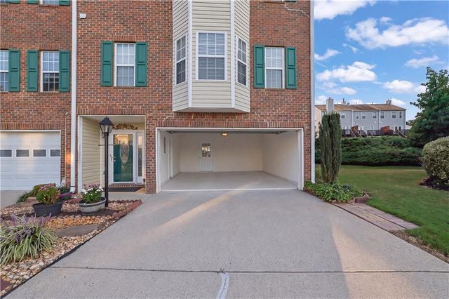 1532 Gathering Place, Cumming, GA 30040