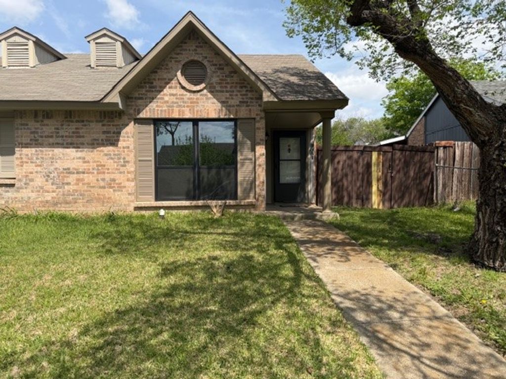 9551 Gonzales Drive, Dallas, TX 75227