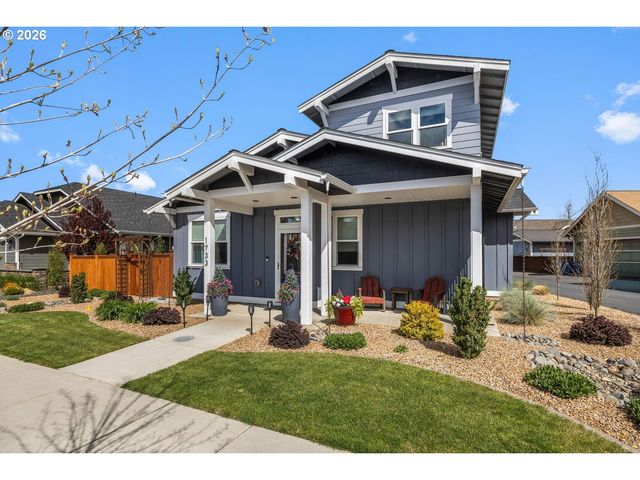 1733 Nw HEMLOCK Ave, Redmond, OR 97756