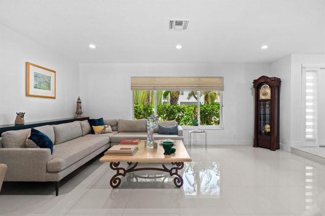 326 Seven Isles Drive, Fort Lauderdale, FL 33301