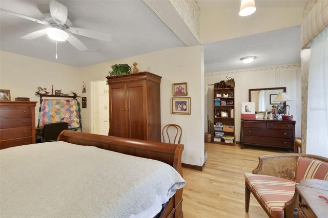 1121 SHOREWOOD DRIVE, Orlando, FL 32806