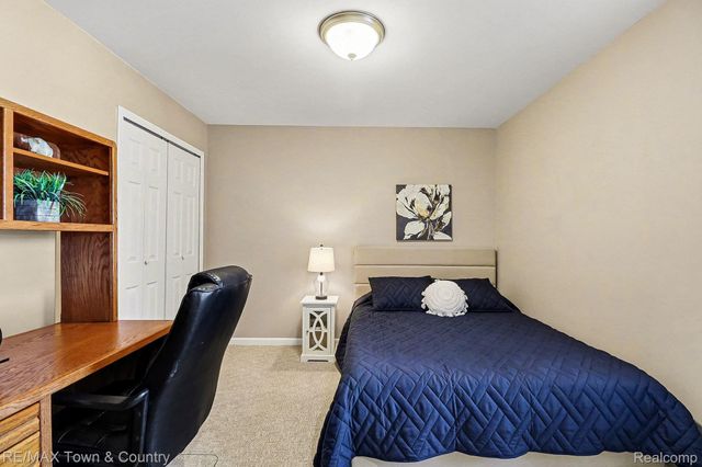 7241 Kings Way, Flushing Charter Township, MI 48433