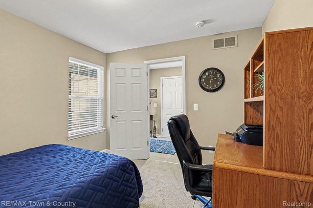 7241 Kings Way, Flushing Charter Township, MI 48433