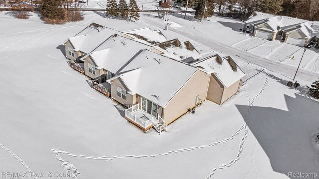 7241 Kings Way, Flushing Charter Township, MI 48433