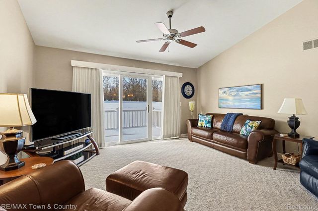 7241 Kings Way, Flushing Charter Township, MI 48433