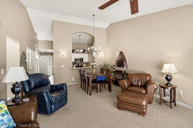 7241 Kings Way, Flushing Charter Township, MI 48433