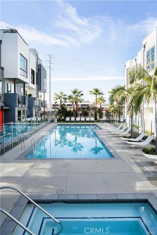 337 Placemark, Irvine, CA 92614