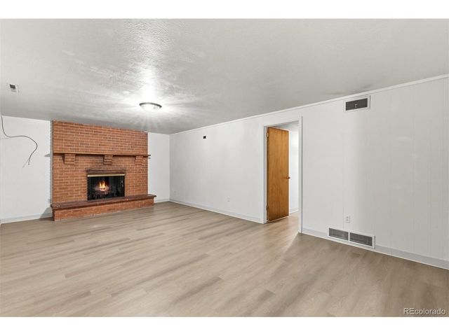 1311 Acacia Dr, Colorado Springs, CO 80907