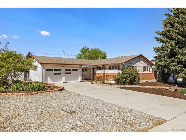 1311 Acacia Dr, Colorado Springs, CO 80907