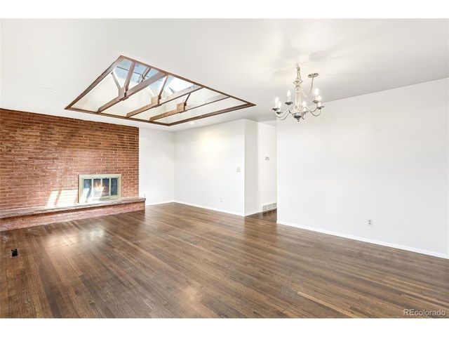 1311 Acacia Dr, Colorado Springs, CO 80907