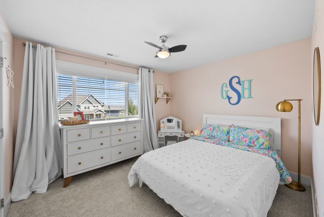 3674 Berkshire Parkway, Clive, IA 50325
