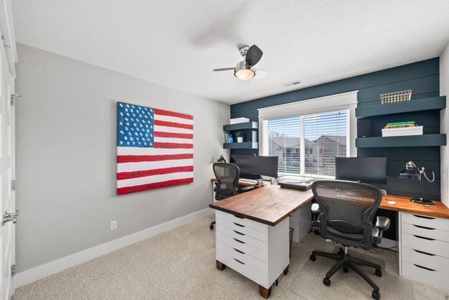 3674 Berkshire Parkway, Clive, IA 50325