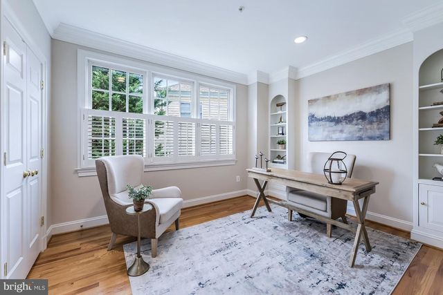 5221 LOCUST AVE, Bethesda, MD 20814