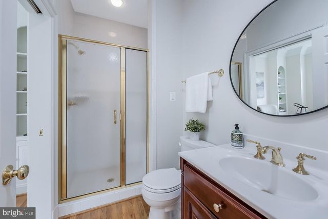 5221 LOCUST AVE, Bethesda, MD 20814