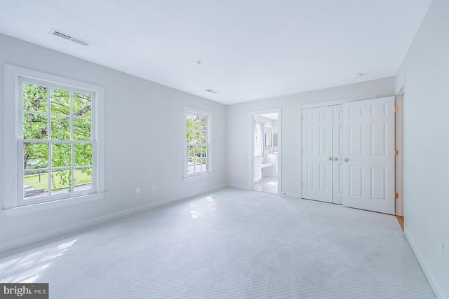 5221 LOCUST AVE, Bethesda, MD 20814
