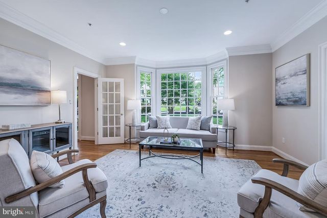 5221 LOCUST AVE, Bethesda, MD 20814