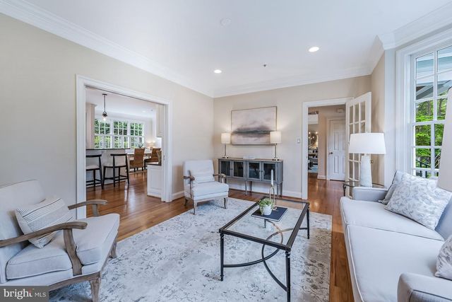 5221 LOCUST AVE, Bethesda, MD 20814