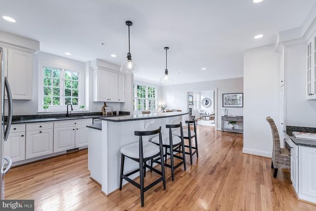 5221 LOCUST AVE, Bethesda, MD 20814
