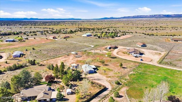 1180 W ROLLING HILLS Road, Paulden, AZ 86334