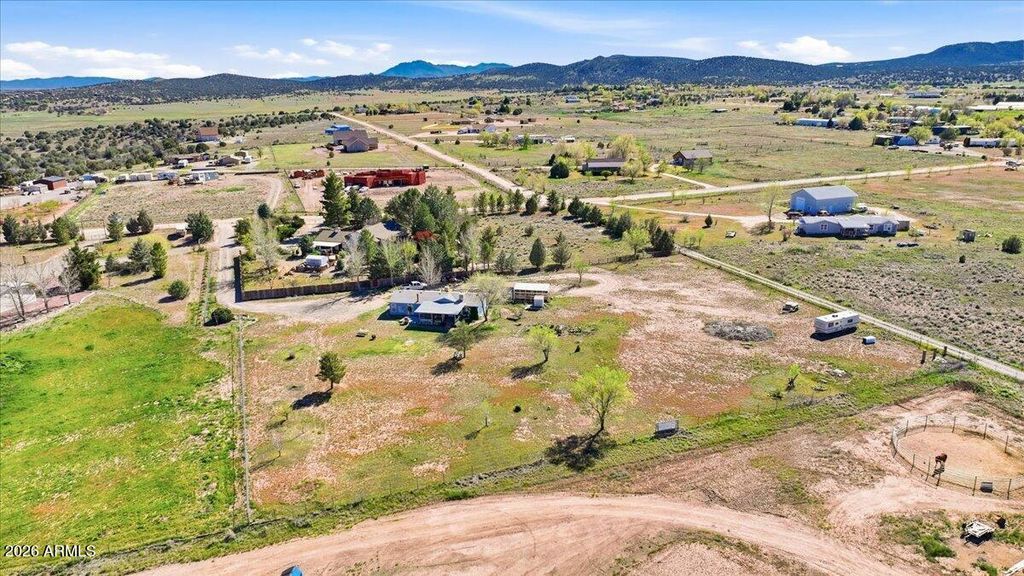 Image 28 of property listing at 1180 W ROLLING HILLS Road, Paulden, AZ 86334