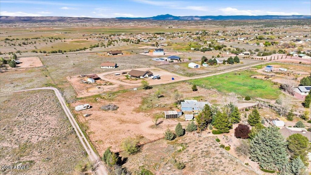 Image 33 of property listing at 1180 W ROLLING HILLS Road, Paulden, AZ 86334